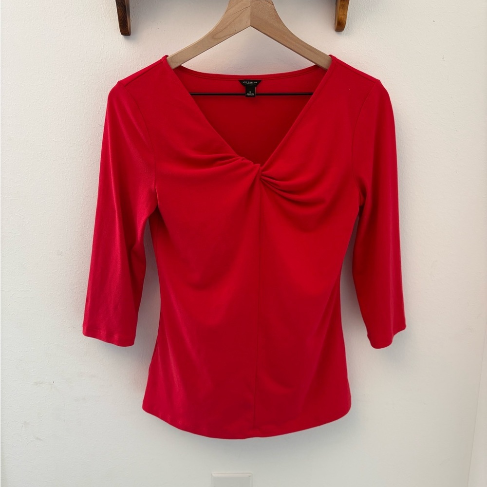 Ann Taylor Red Twist Front V-Neck Top 3/4 Sleeve Size Small